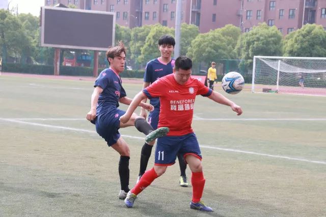 德国队开启世界杯备战 诺伊尔、哈弗茨缺席首训